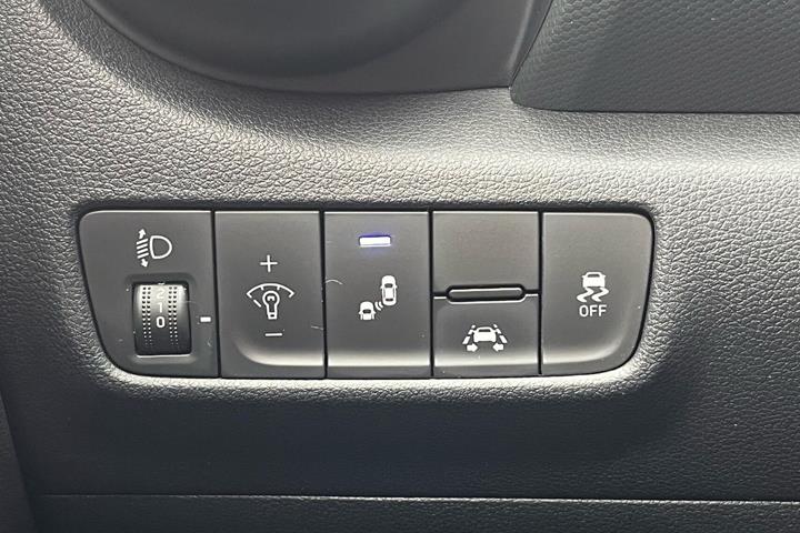 Rød Hyundai Kona fra 2020