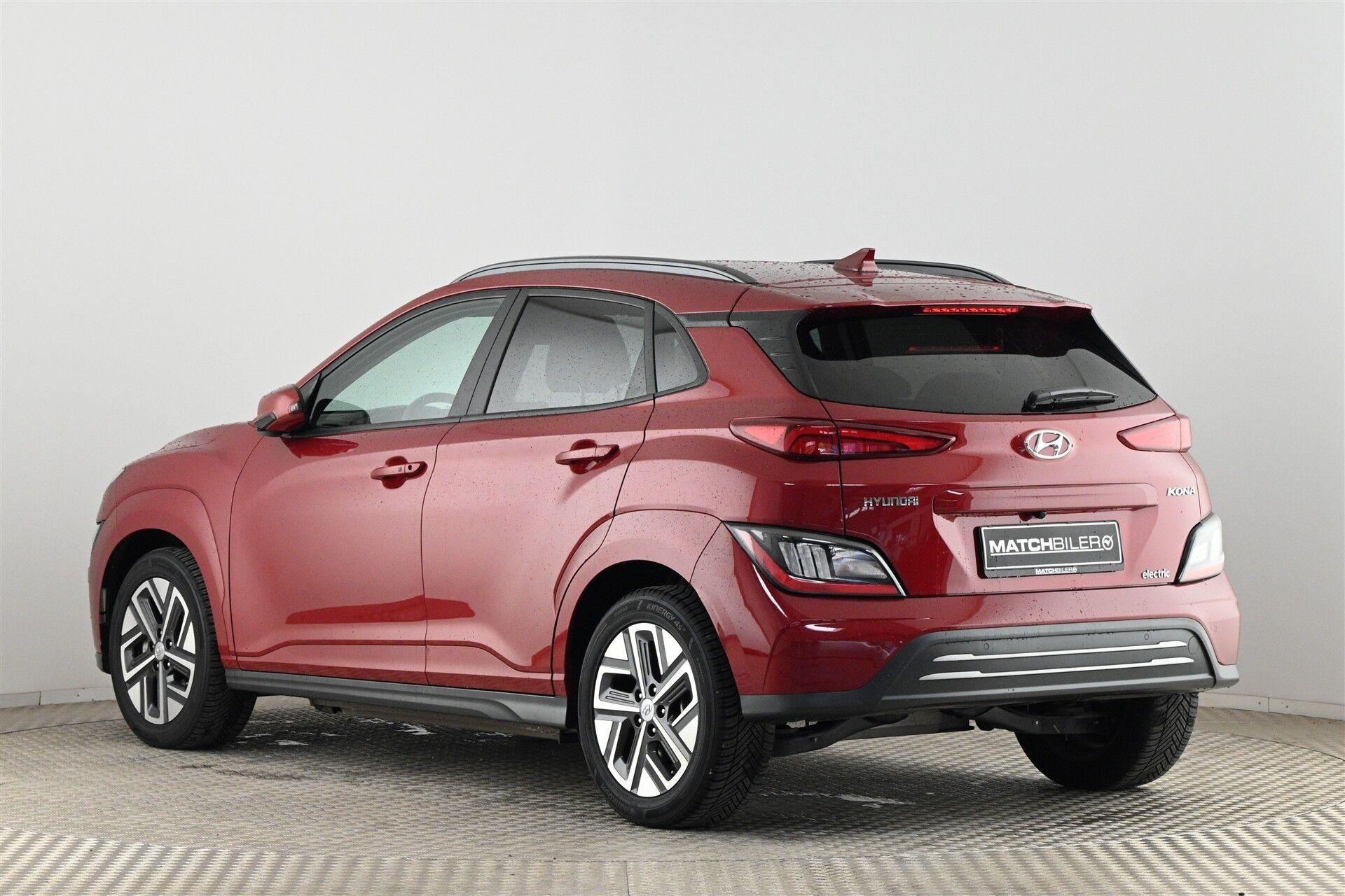 Rød Hyundai Kona fra 2022
