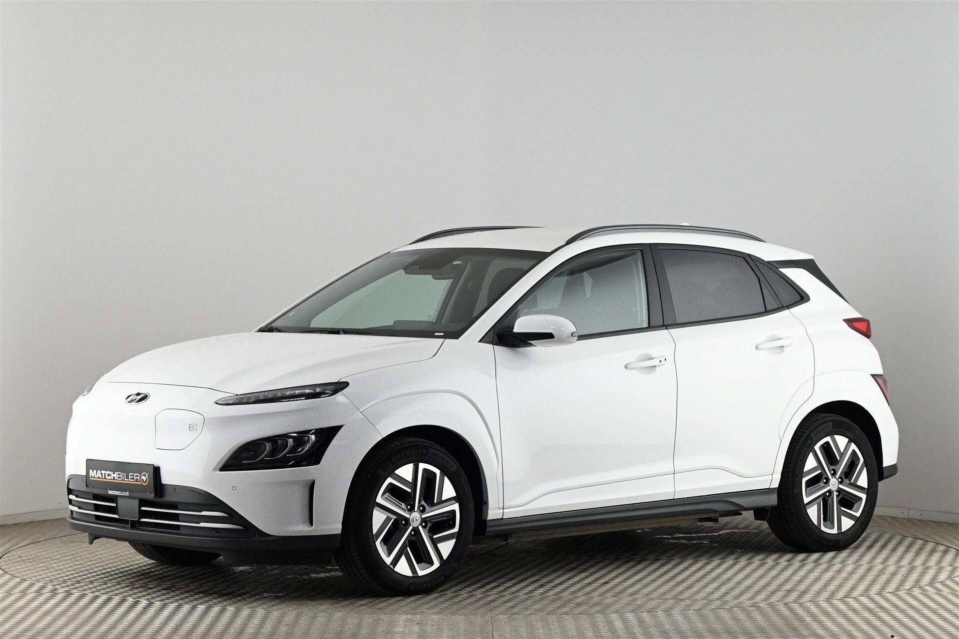 Hvid Hyundai Kona fra 2023