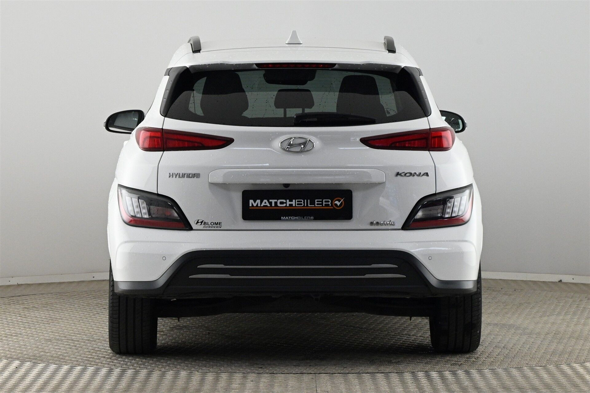 Hvid Hyundai Kona fra 2023