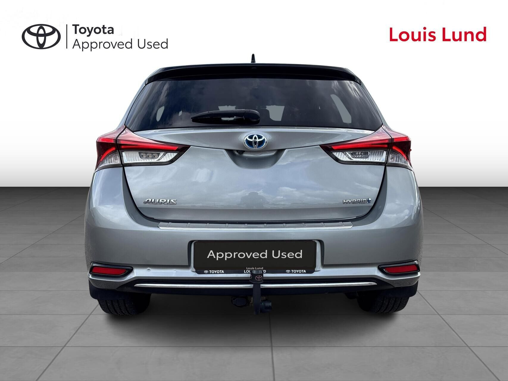Grå Toyota Auris fra 2018