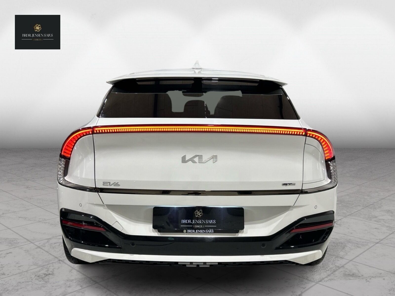 Hvid Kia EV6 fra 2024