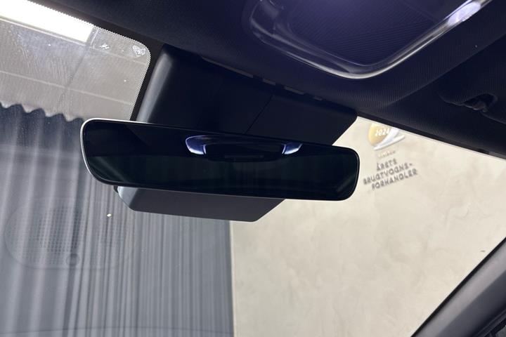 Grå Hyundai Ioniq 5 fra 2025