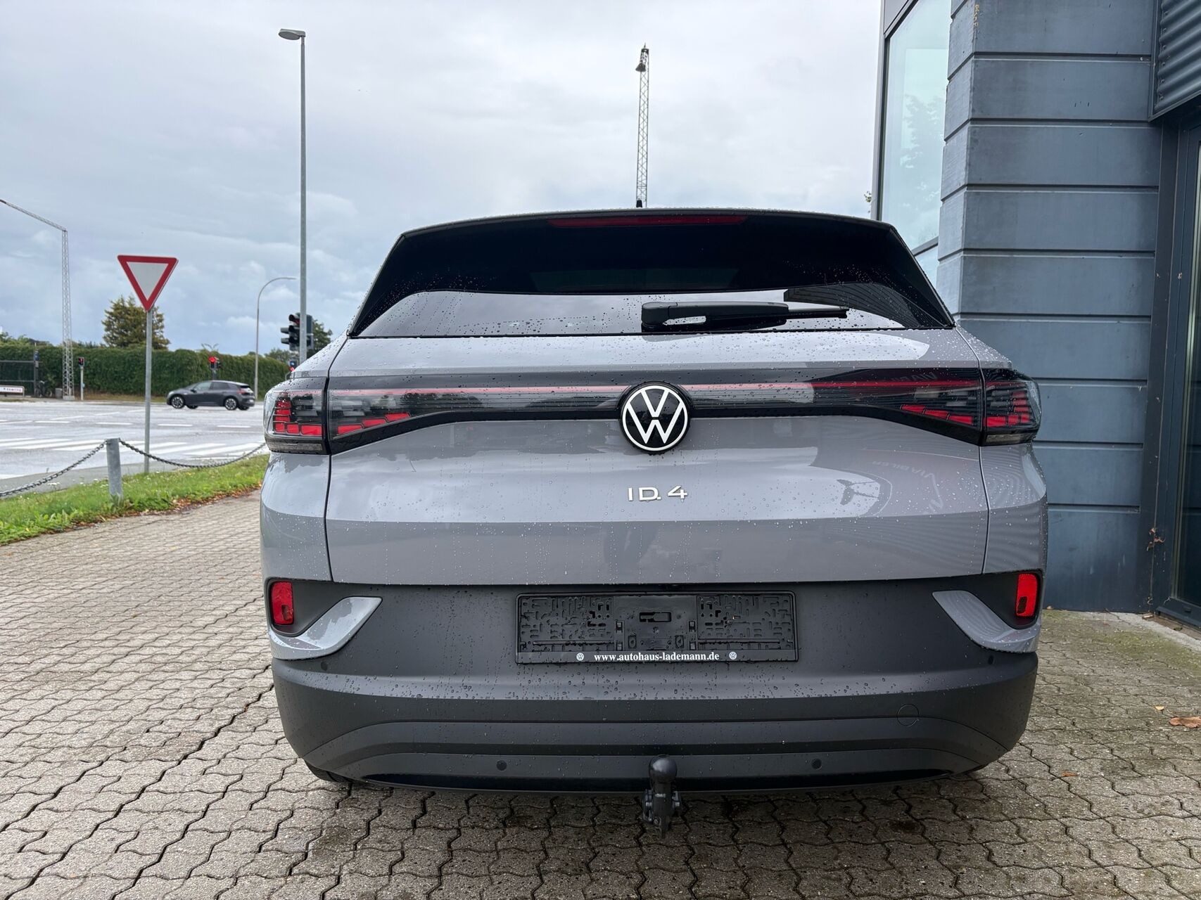Grå VW ID.4 fra 2023