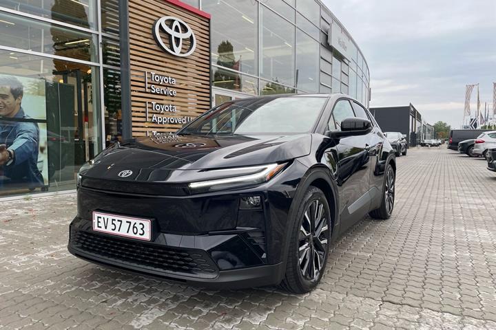 Sort Toyota Toyota C-HR+ fra 2026