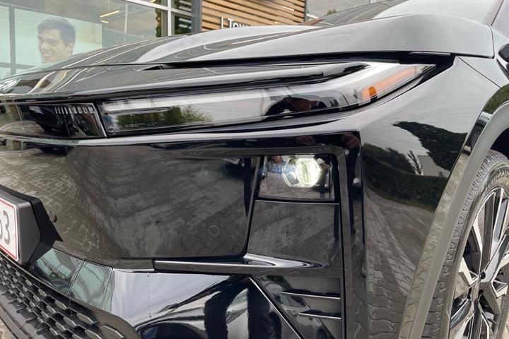 Sort Toyota Toyota C-HR+ fra 2026