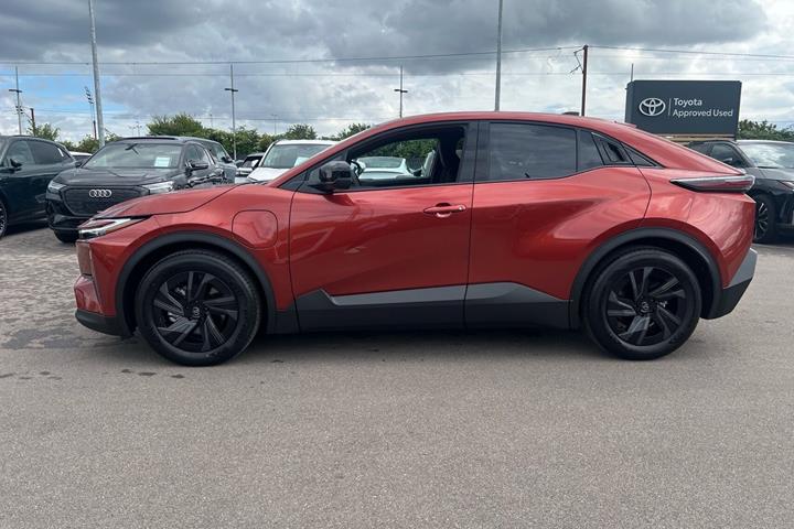 undefined Toyota Toyota C-HR+ fra 2026