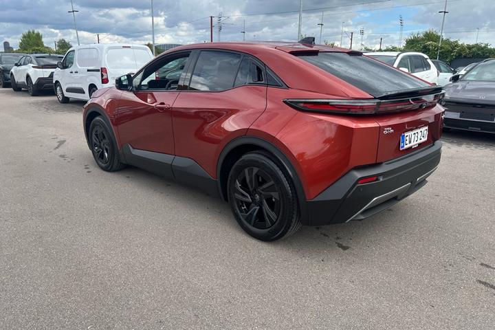 undefined Toyota Toyota C-HR+ fra 2026