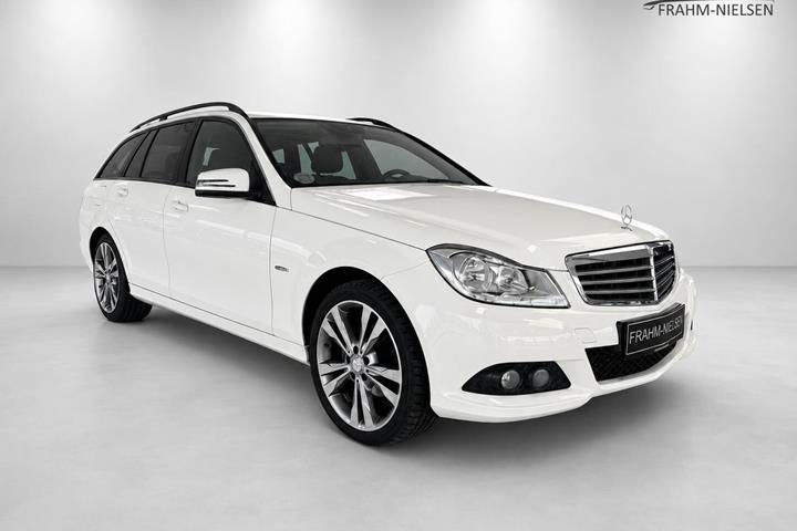 Hvid Mercedes C180 d fra 2012