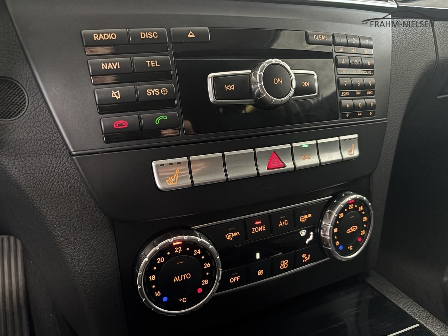 Hvid Mercedes C180 d fra 2012