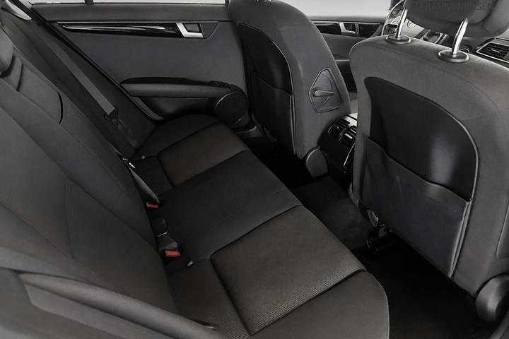 Hvid Mercedes C180 d fra 2012