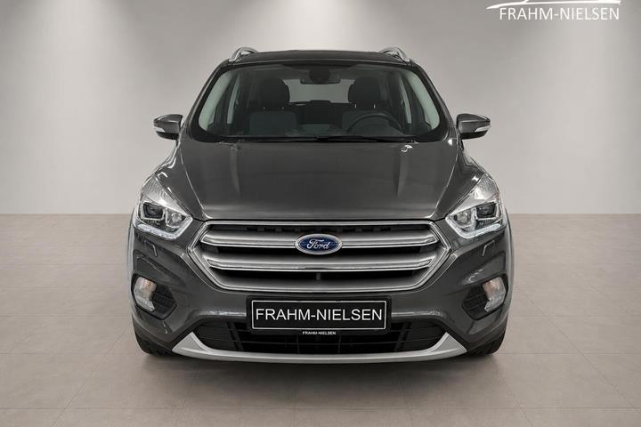 Grå Ford Kuga fra 2017