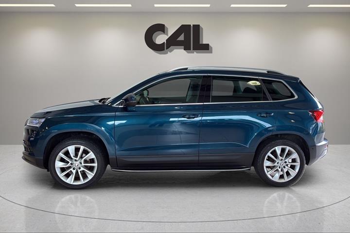 Blå Skoda Karoq fra 2019