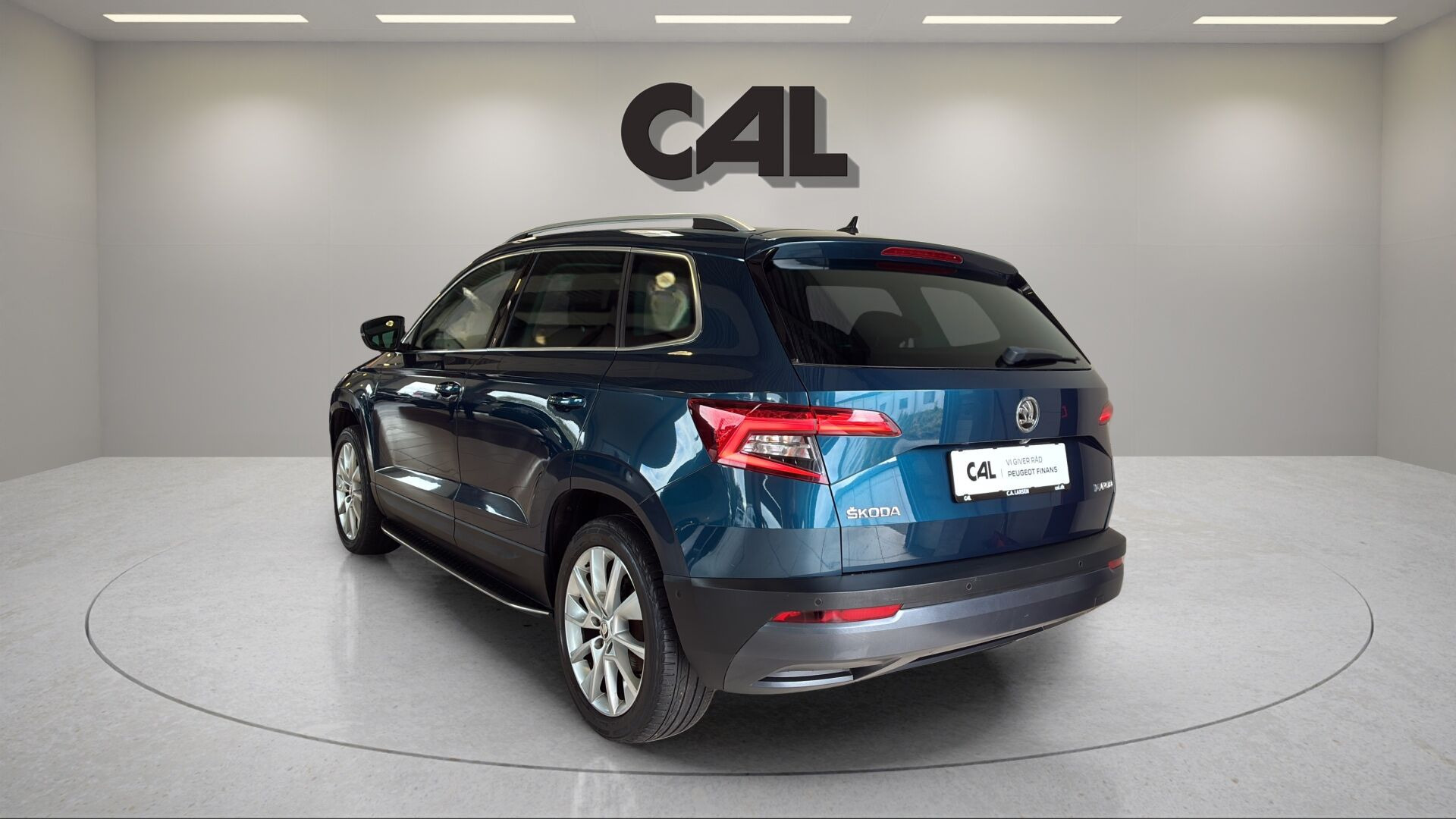 Blå Skoda Karoq fra 2019