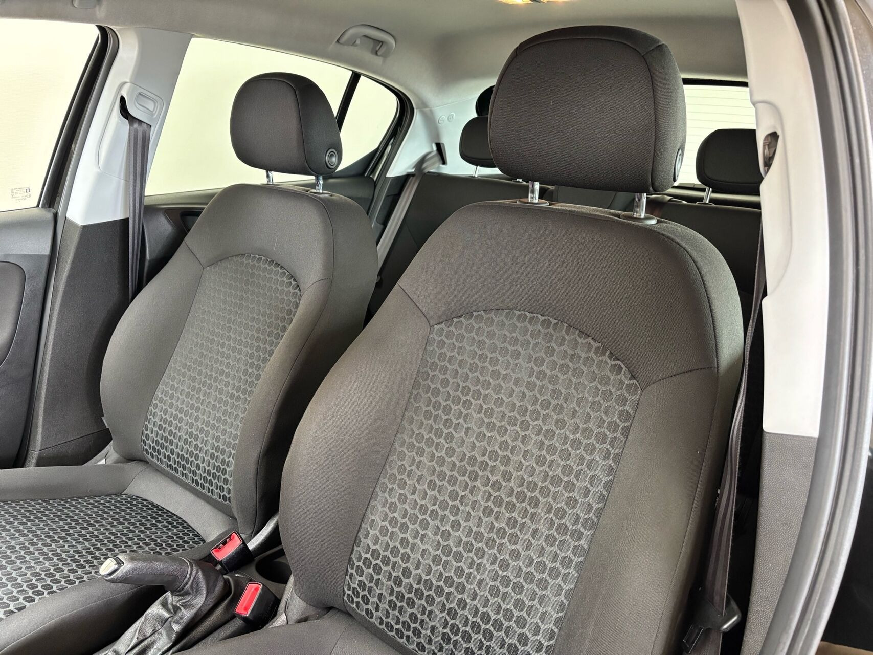 Sort Opel Corsa fra 2018