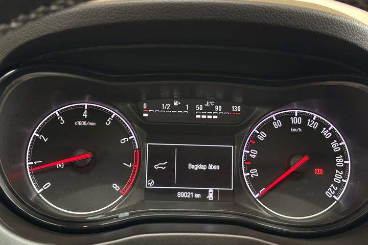 Sort Opel Corsa fra 2018