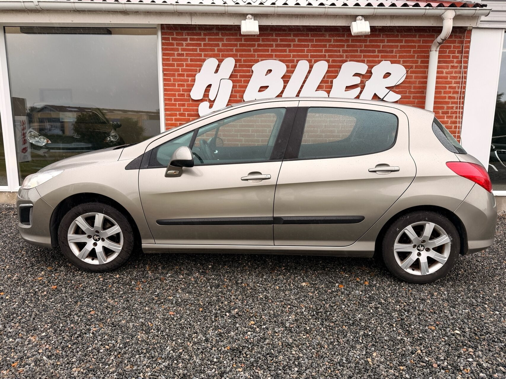 Sort Peugeot 308 fra 2011