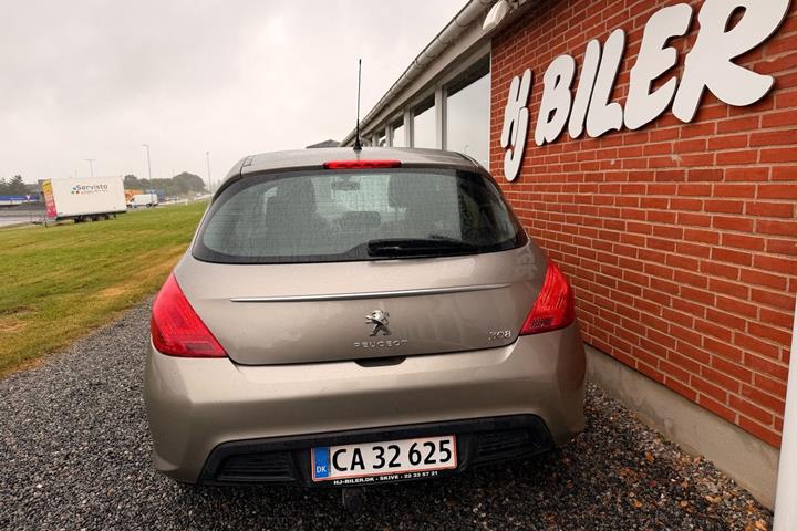 Sort Peugeot 308 fra 2011
