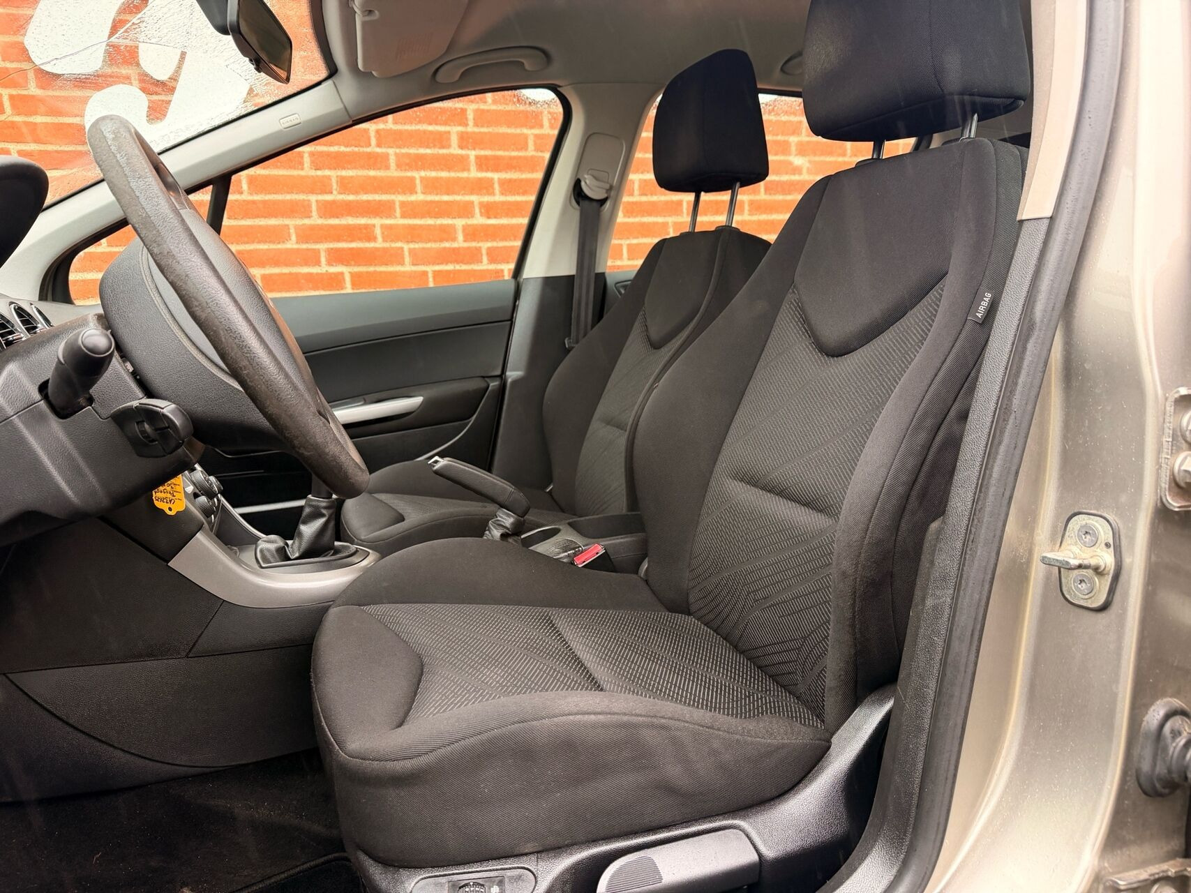 Sort Peugeot 308 fra 2011