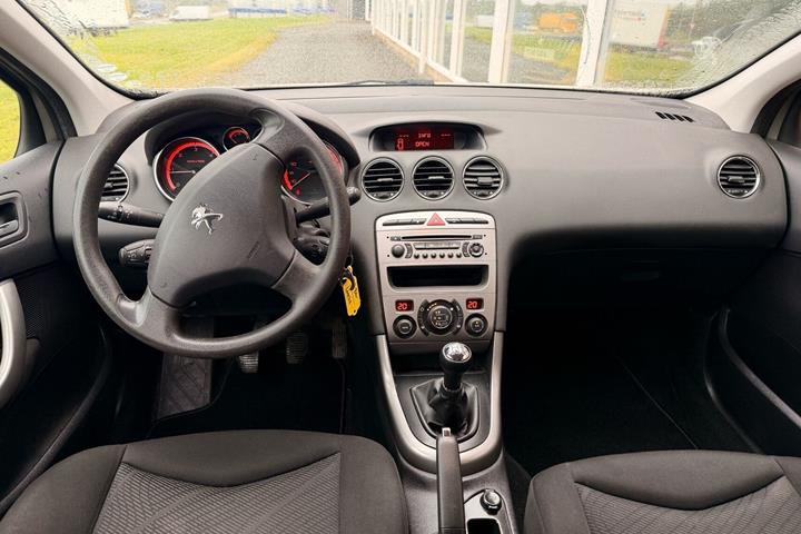 Sort Peugeot 308 fra 2011