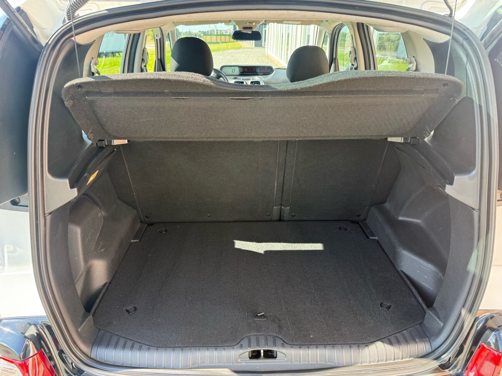 Hvid Citroën C3 Picasso fra 2016