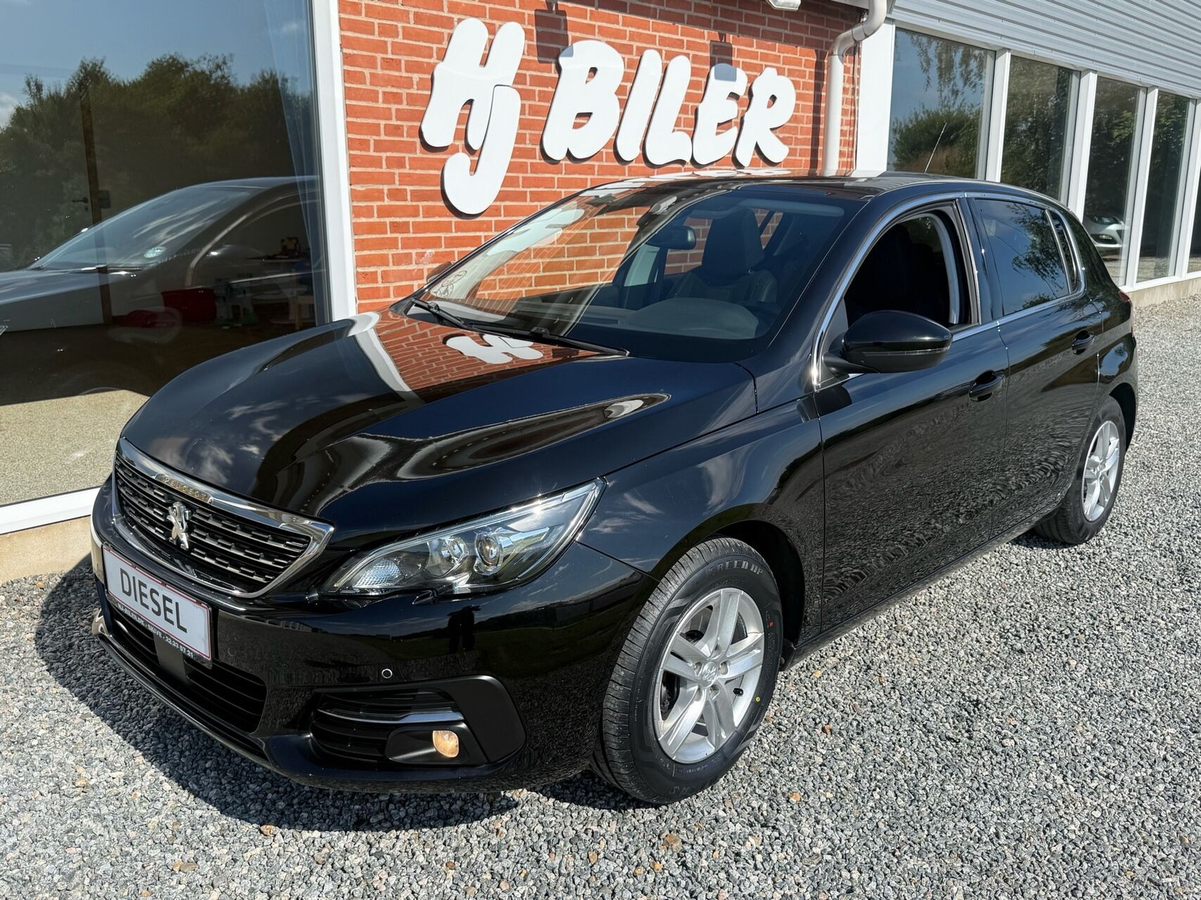 Peugeot 308 1,5 BlueHDi Velvet 130HK 5d 6g