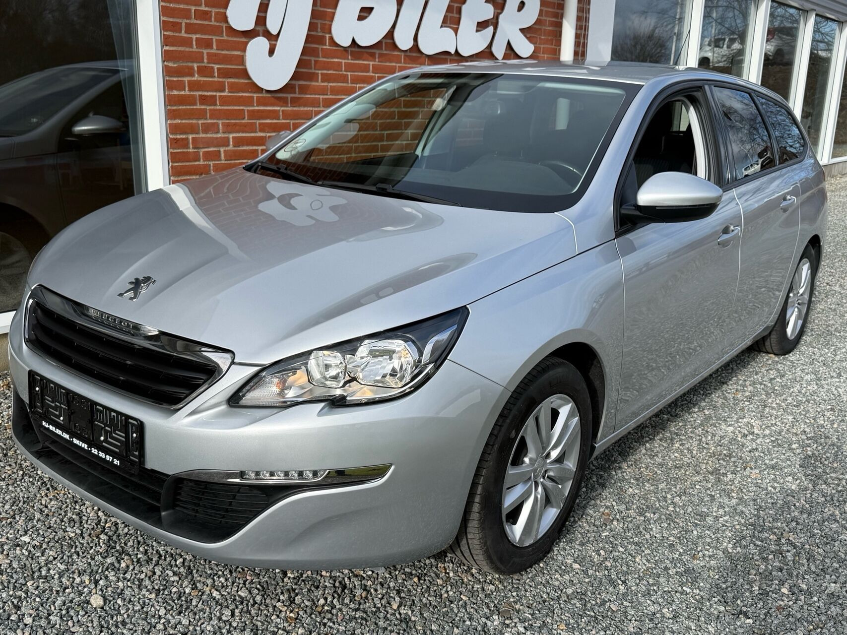 Peugeot 308 1,2 SW e-THP Chili 110HK Stc