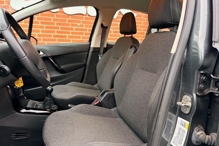 Sort Citroën C3 fra 2016