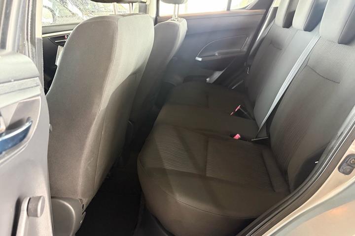 undefined Suzuki Swift fra 2011