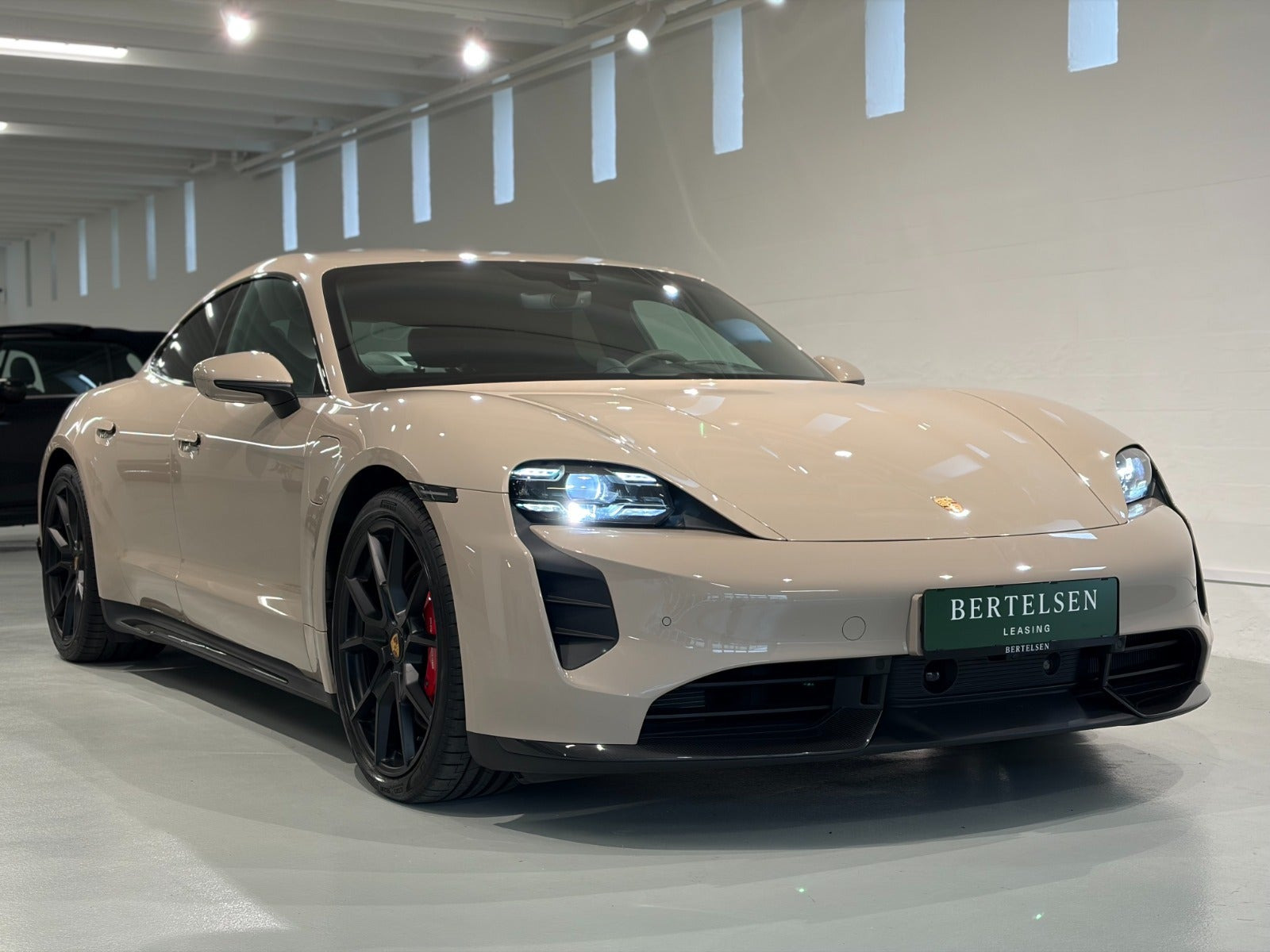 Porsche Taycan GTS Performance+