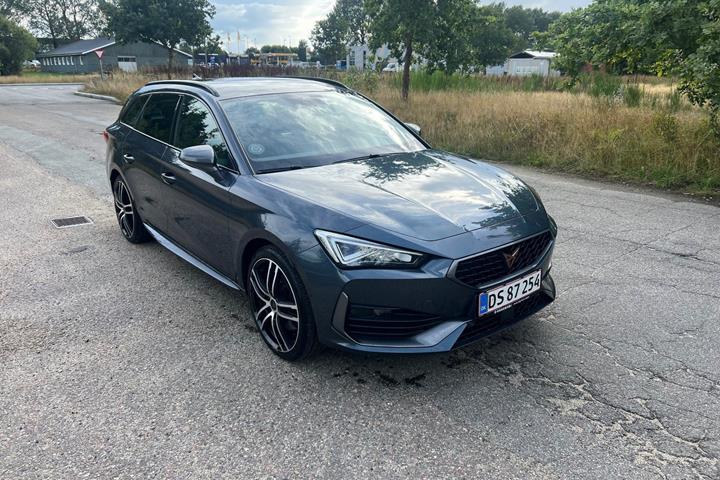 Grå Cupra Leon fra 2020