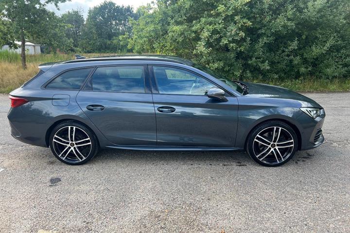 Grå Cupra Leon fra 2020