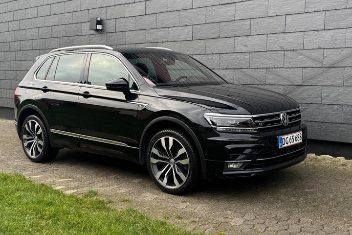 Sort VW Tiguan fra 2017