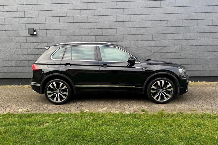 Sort VW Tiguan fra 2017