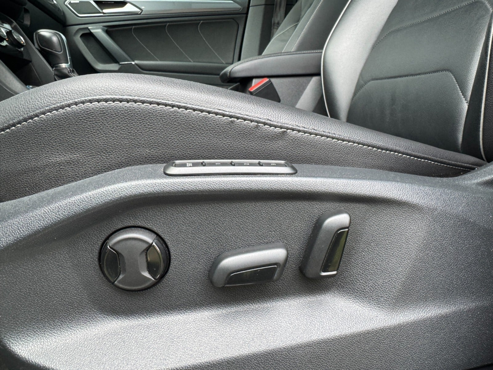 Sort VW Tiguan fra 2017