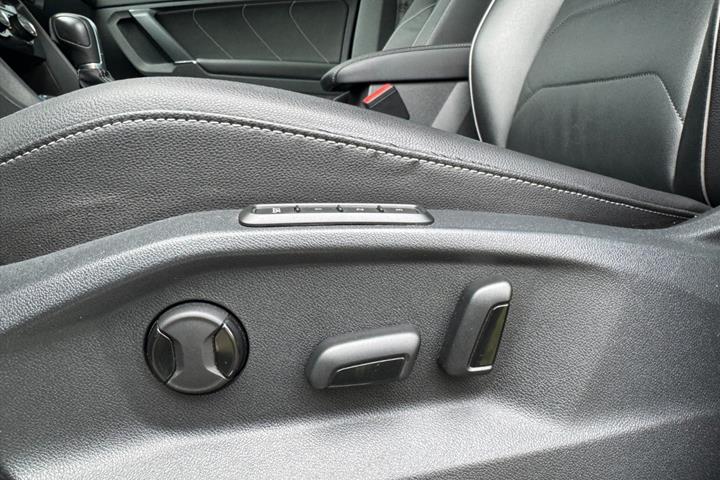 Sort VW Tiguan fra 2017