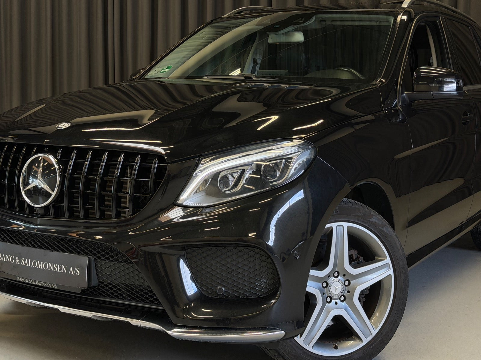 Sort Mercedes GLE350 d fra 2015