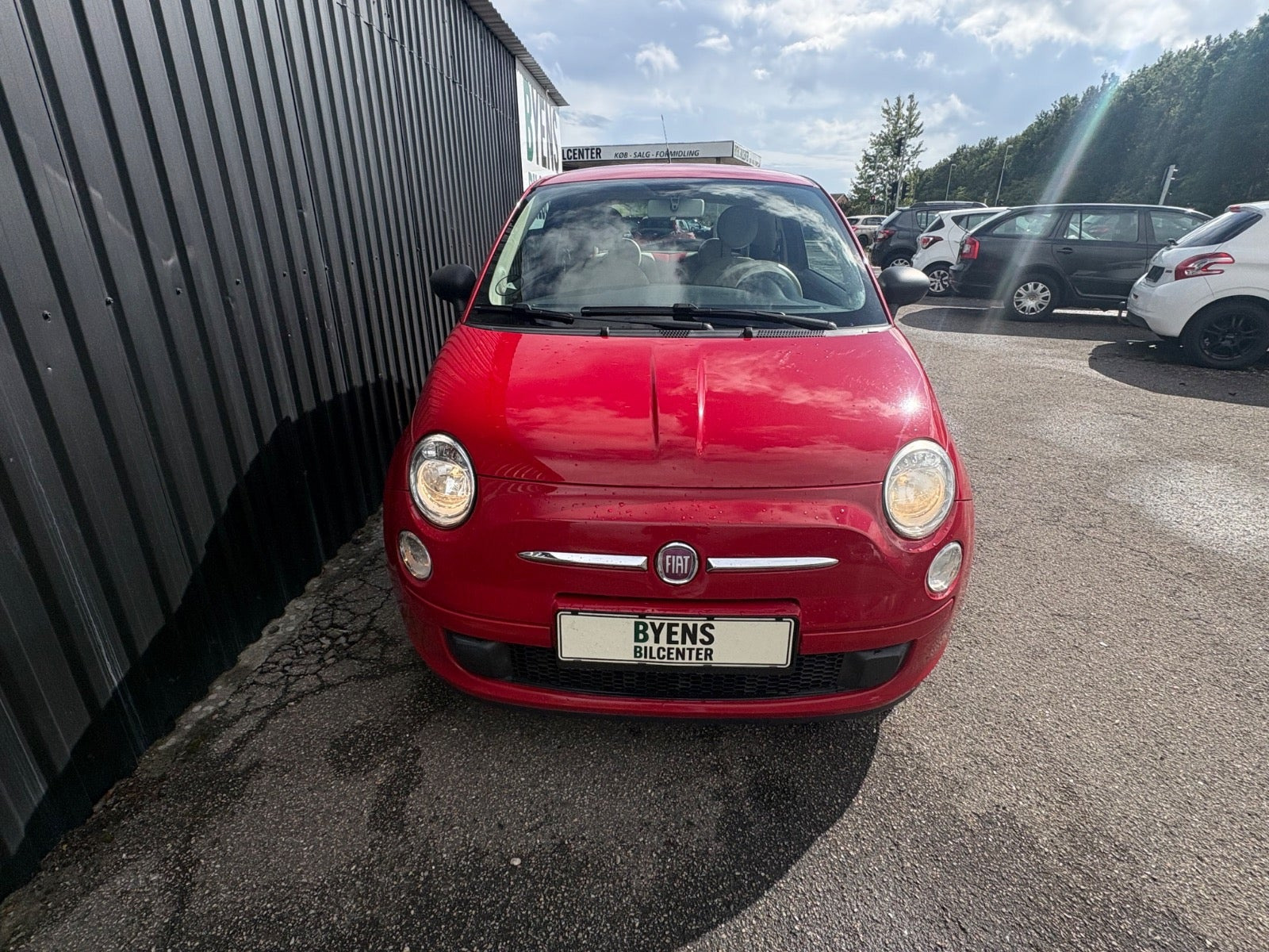 Rød Fiat 500 fra 2011