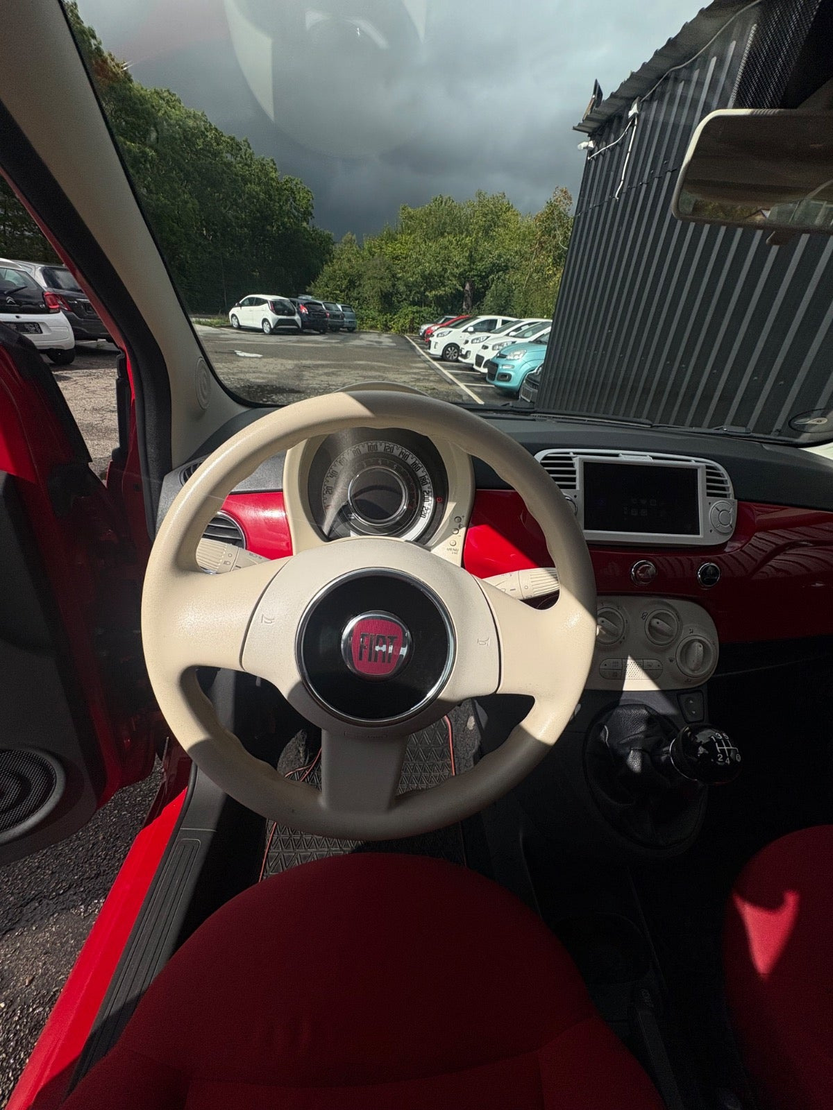 Rød Fiat 500 fra 2011