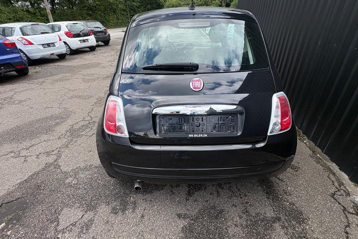 Sort Fiat 500 fra 2014