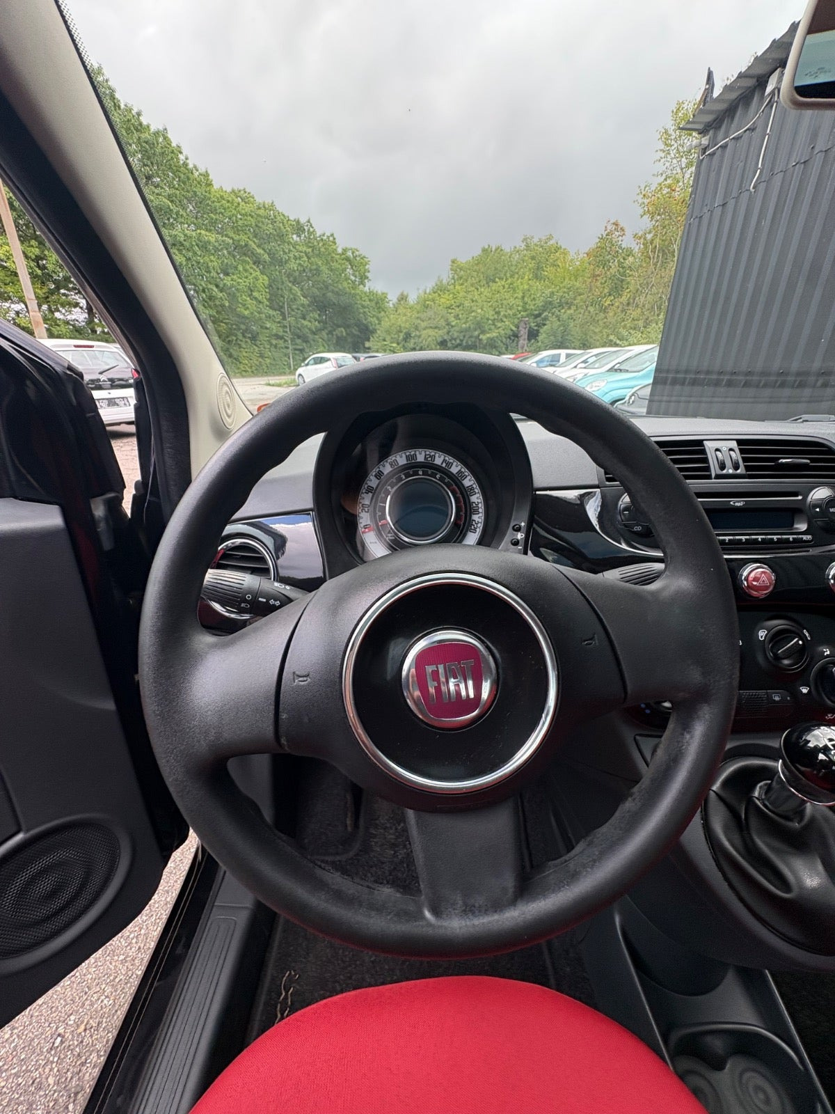 Sort Fiat 500 fra 2014