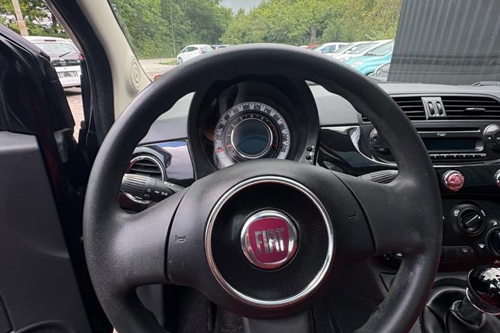 Sort Fiat 500 fra 2014