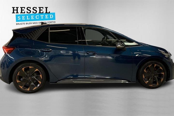 Blå Cupra Born fra 2022
