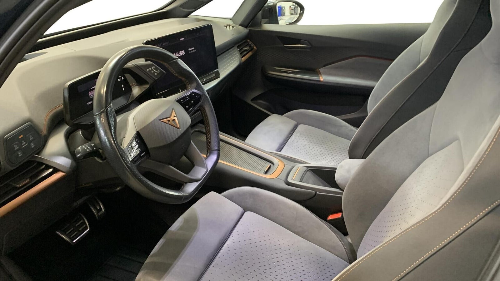 Blå Cupra Born fra 2022