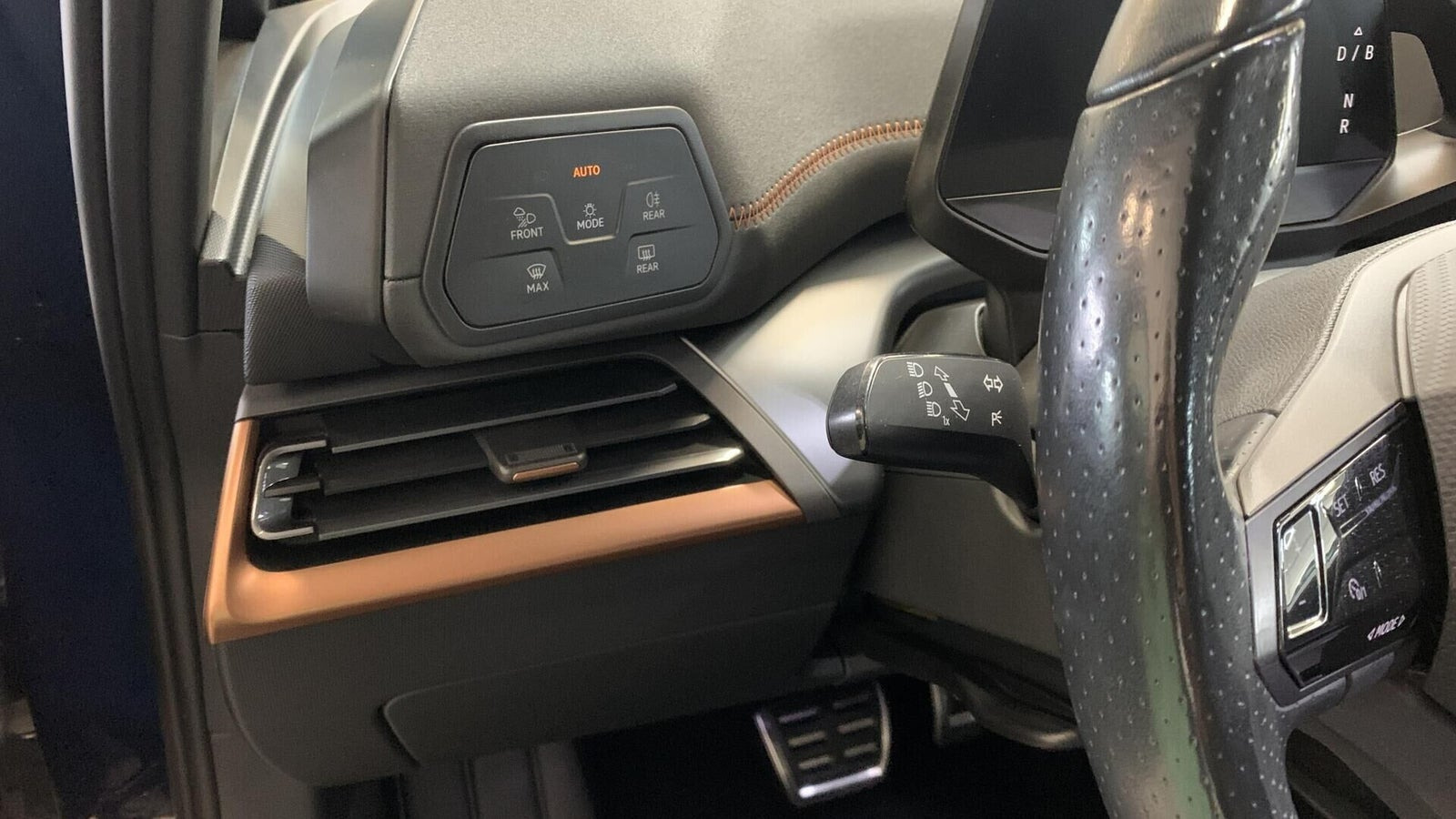 Blå Cupra Born fra 2022