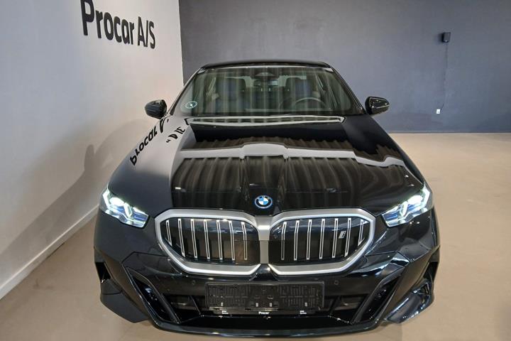 undefined BMW i5 fra 2025