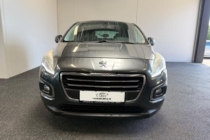 Grå Peugeot 3008 fra 2014