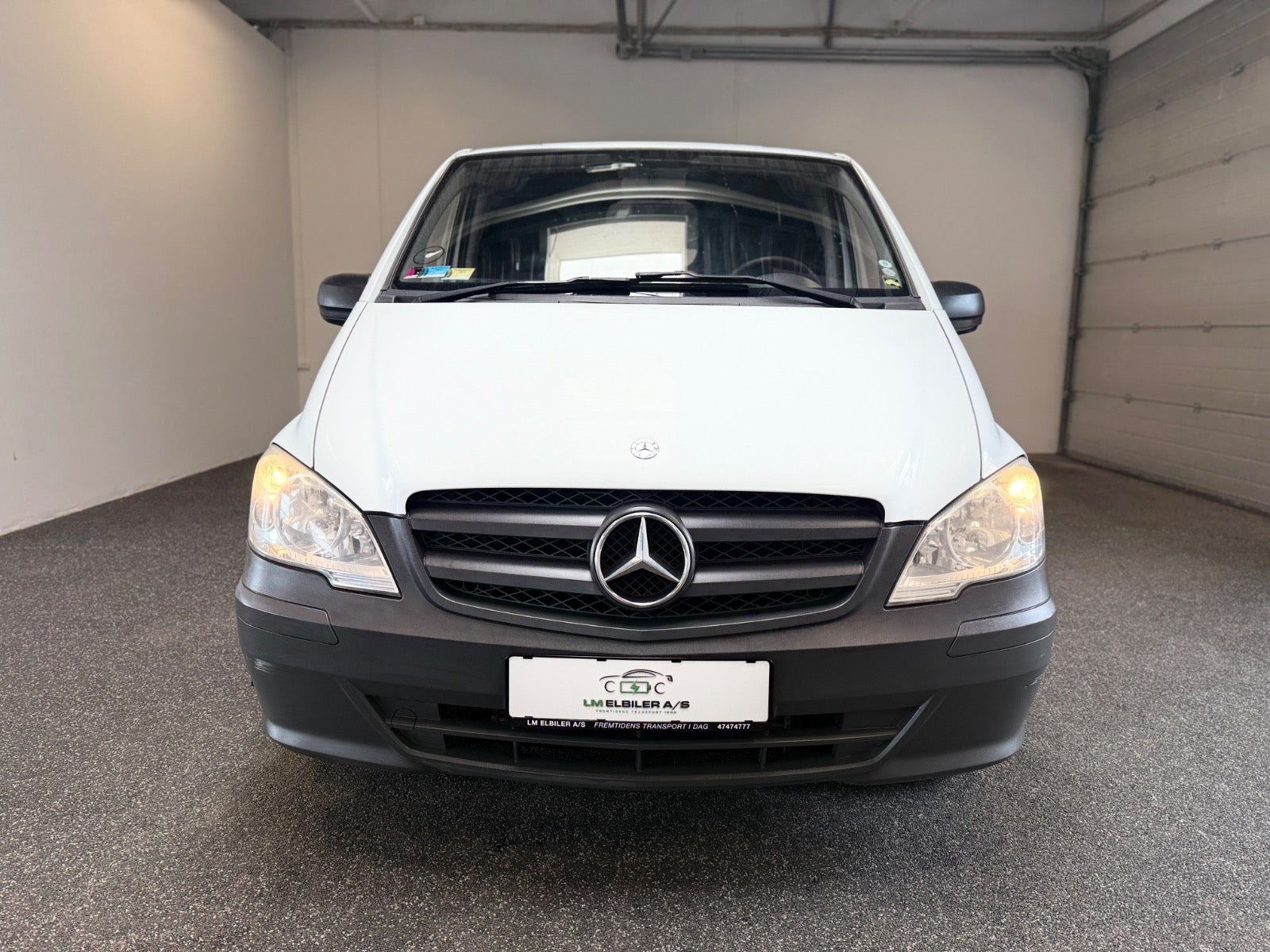 Hvid Mercedes Vito 116 fra 2012