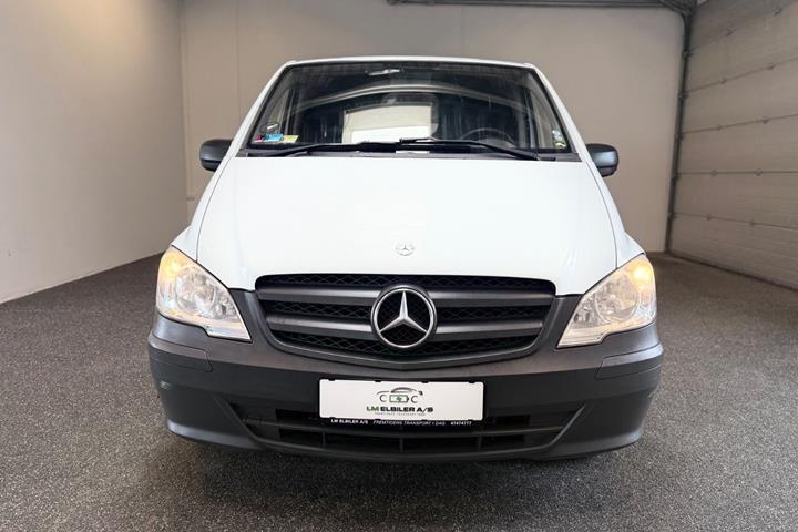 Hvid Mercedes Vito 116 fra 2012