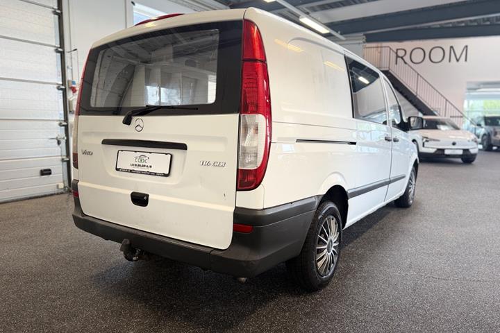 Hvid Mercedes Vito 116 fra 2012